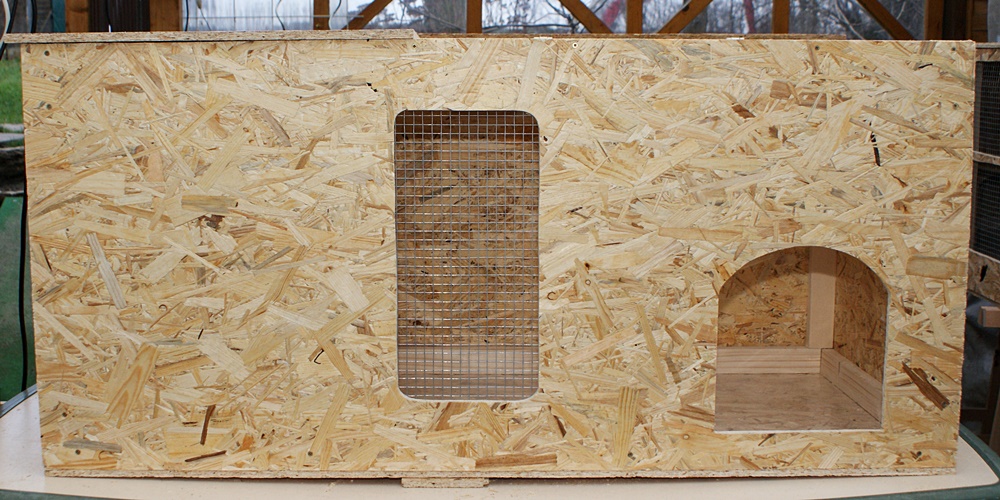 Aussenstall für Freigehege